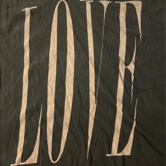 WILDFOX Women’s V-neck Tee - Picture 3 of 4